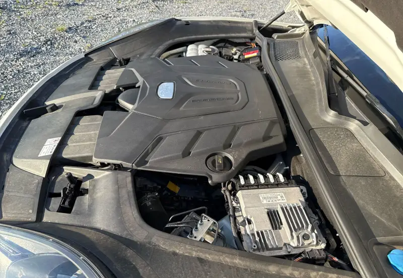 2021 Porsche Cayenne photo 54