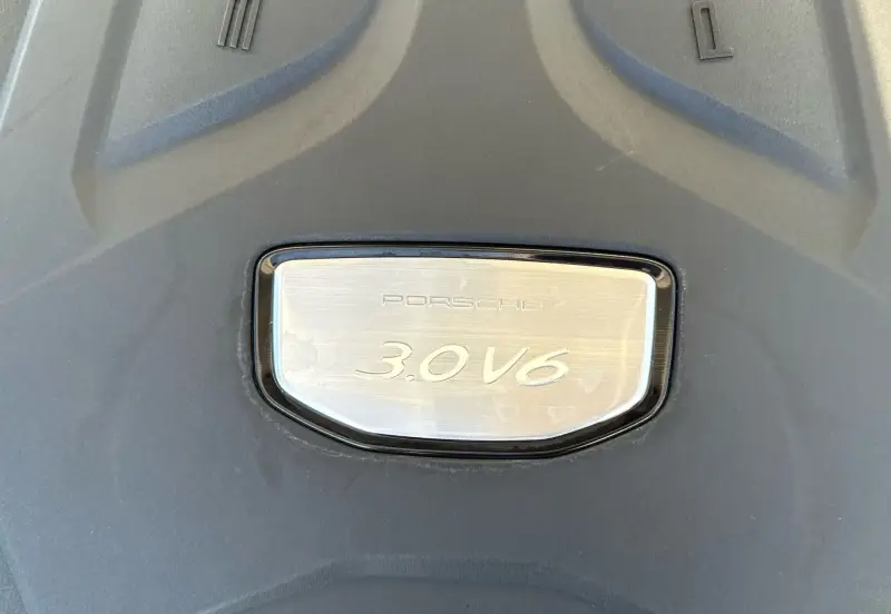 2021 Porsche Cayenne photo 55