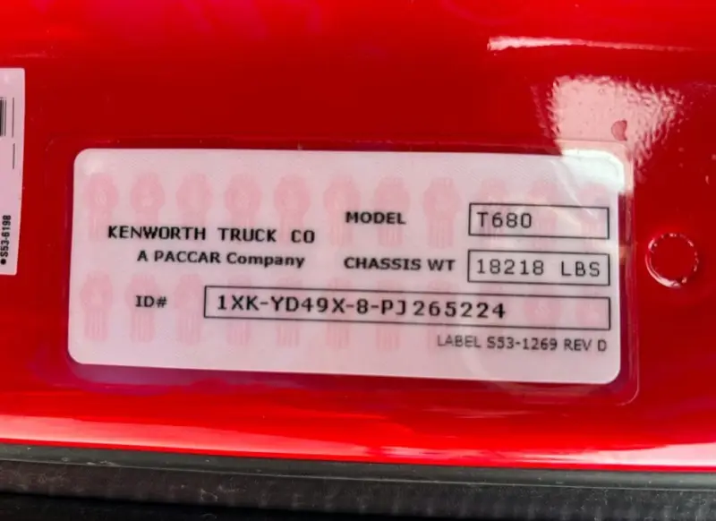2023 Kenworth T680 photo 43