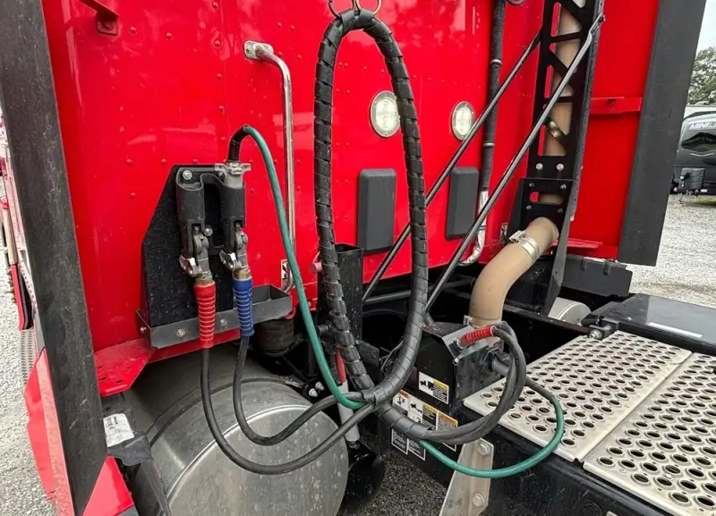 2023 Kenworth T680 photo 8