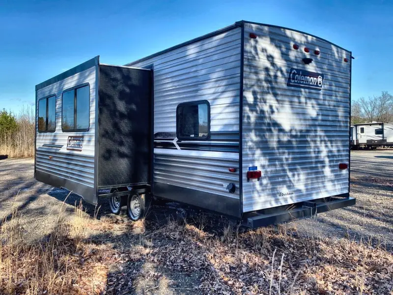 2022 Dutchmen Coleman Lantern 263BH photo 5