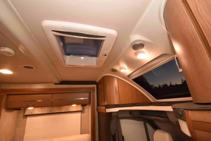 2014 Winnebago View 24V photo 27