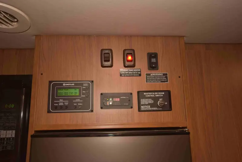 2014 Winnebago View 24V photo 15