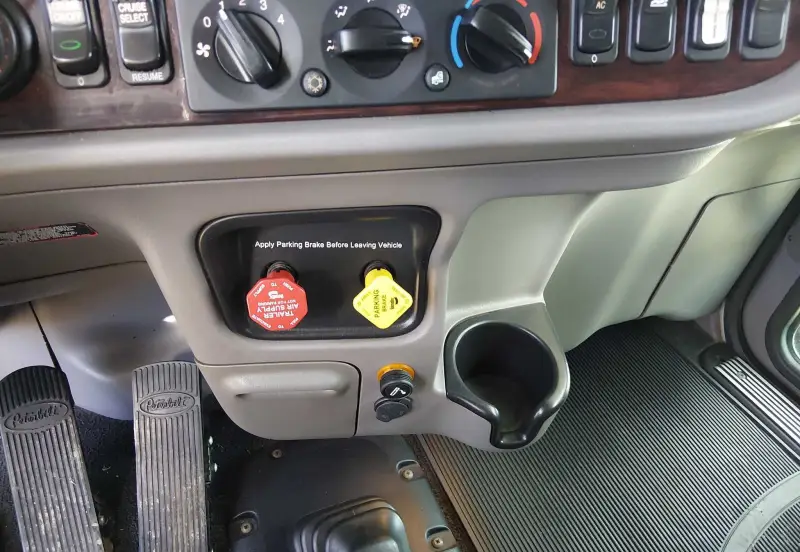 2022 Peterbilt 389 photo 58