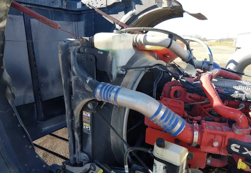 2022 Peterbilt 389 photo 97